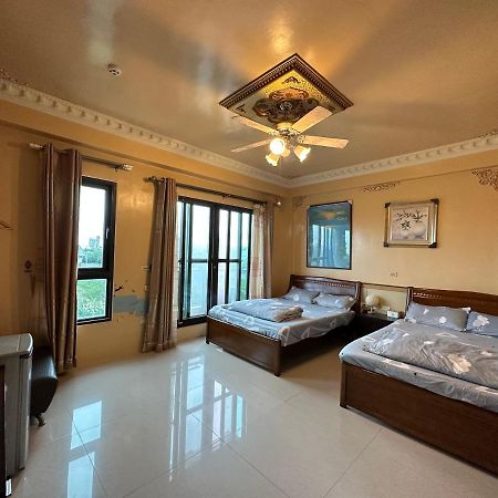 Tou Cheng Whale Watching Homestay Toucheng Bagian luar foto