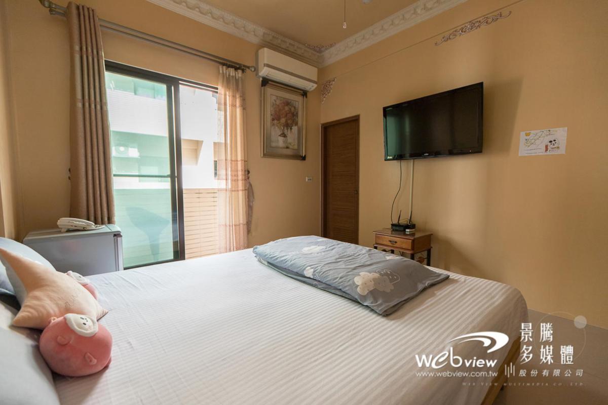 Tou Cheng Whale Watching Homestay Toucheng Bagian luar foto