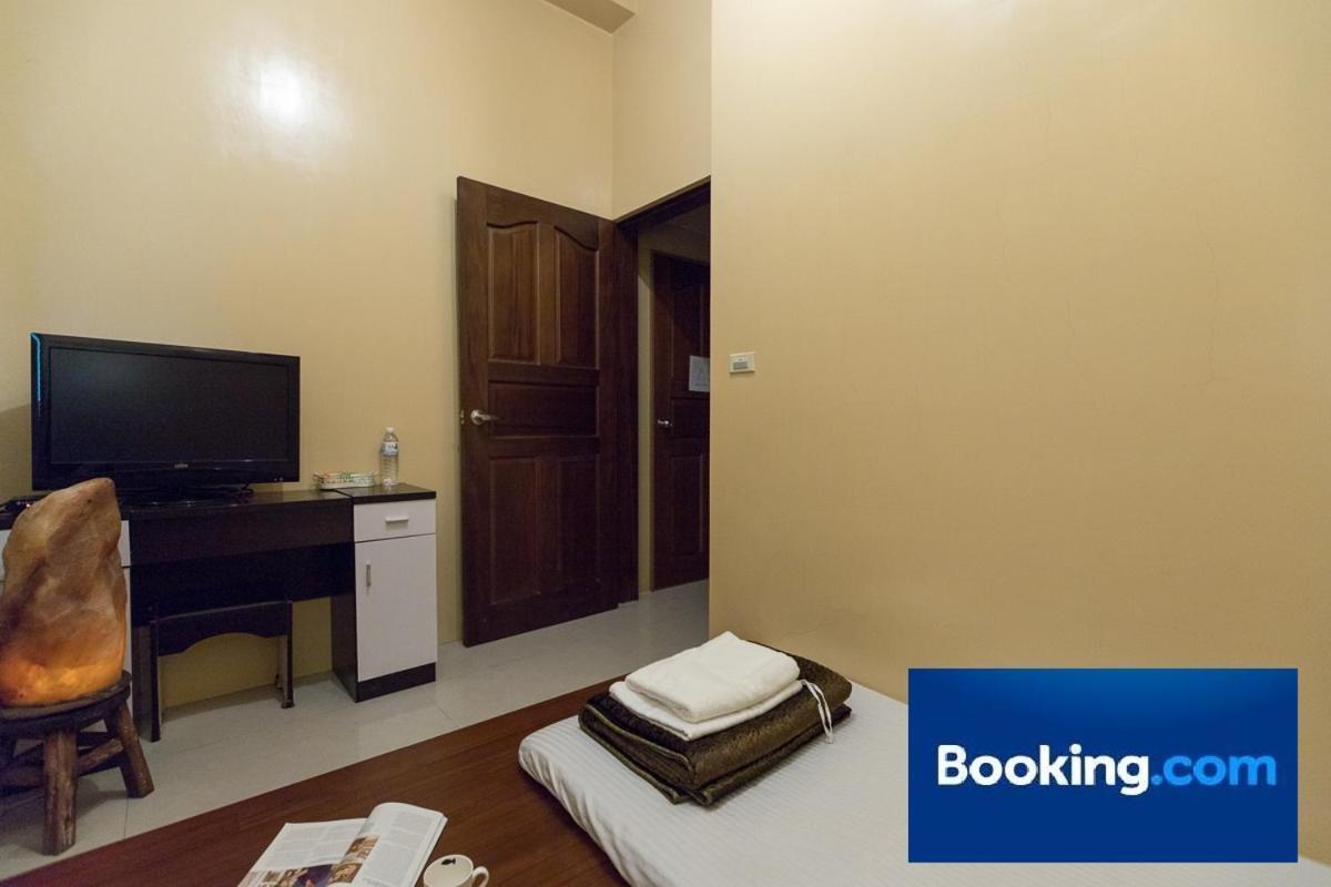 Tou Cheng Whale Watching Homestay Toucheng Bagian luar foto