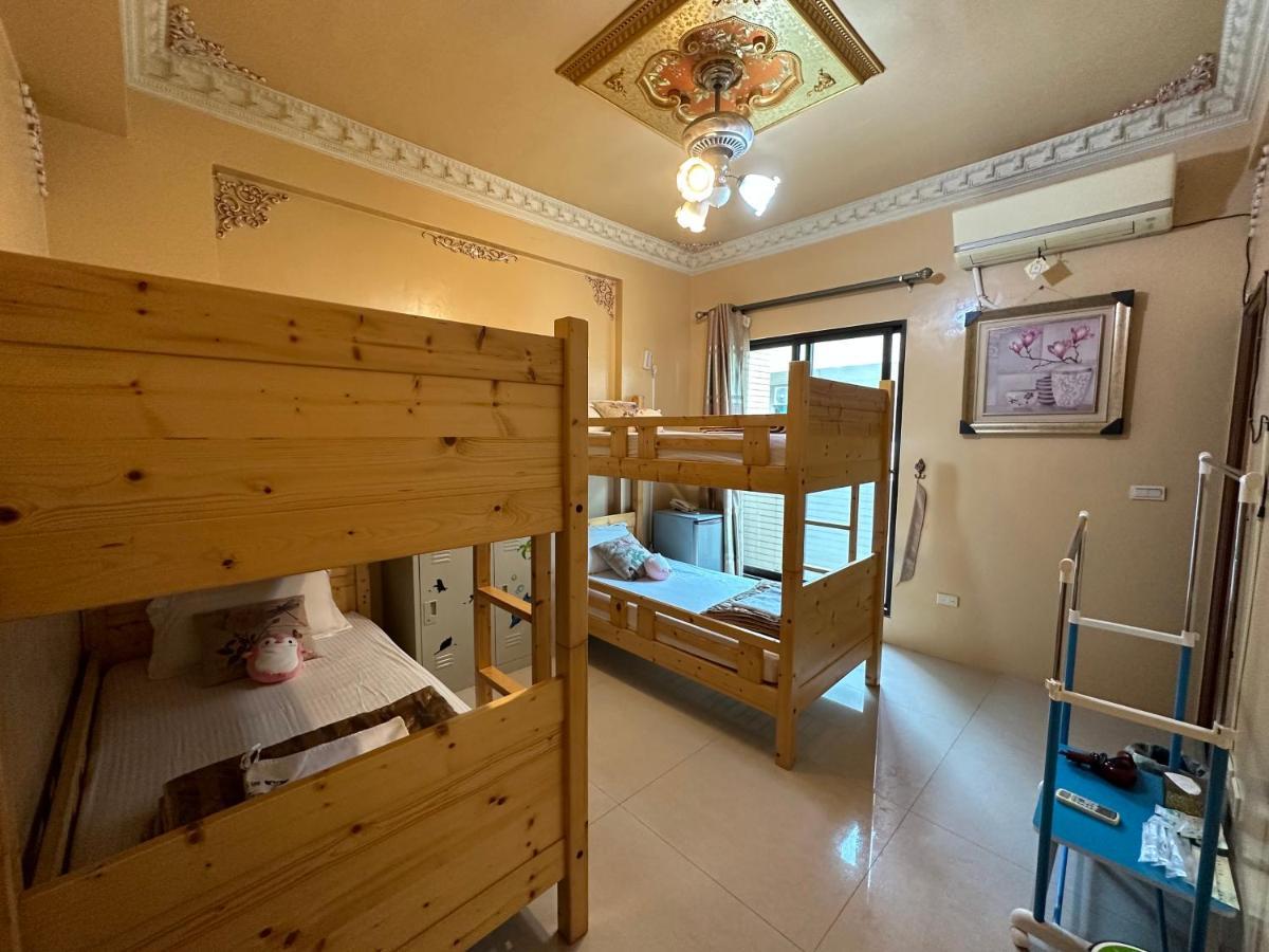 Tou Cheng Whale Watching Homestay Toucheng Bagian luar foto